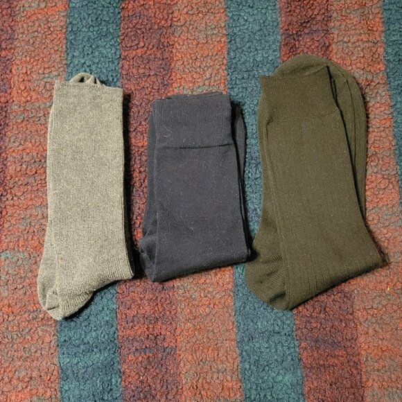 3 PAIR MENS DRESS SOCKS - Picture 2 of 3